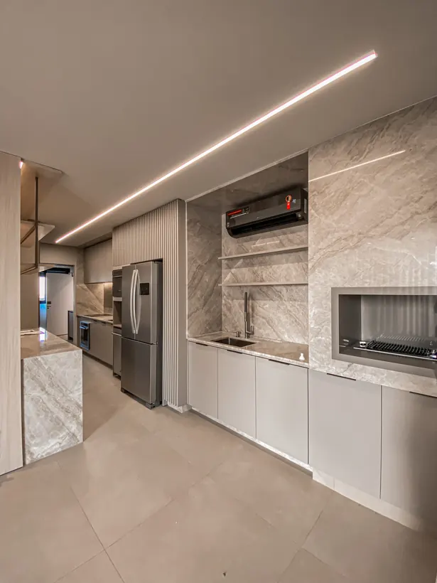 Cozinha planejada com eletros Brastemp